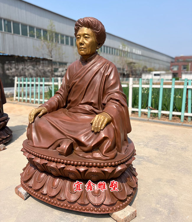 白瑪智美側(cè)面
